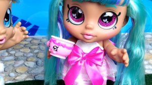 КУДА ПРОПАЛИ ПИТОМЦЫ КИНДИ КИДС? Видео с куклами Kindi Kids, День питомца в детском садике!