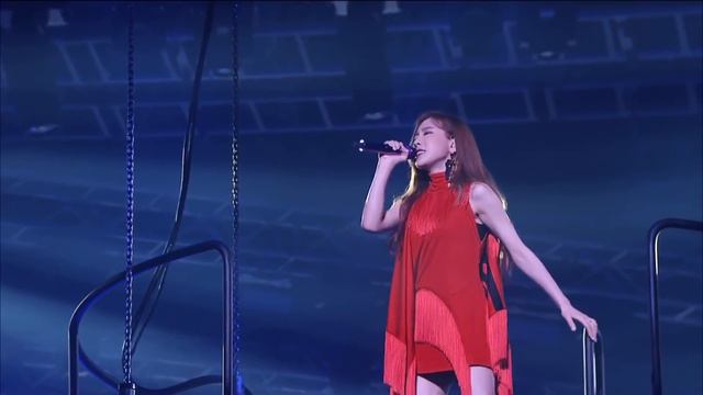 TAEYEON - Fire ( 's... Taeyeon Concert In Seoul ) Full HD 1080P