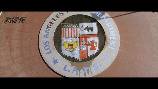 Last Action Hero - Catherine Tramell & T-1000 смотреть онлайн