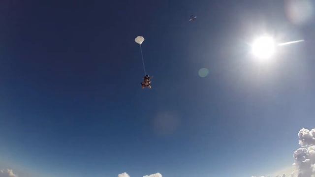 1457 Tyler Zeller Skydive at Chicagoland Skydiving Center 20170923 Chris Amy смотреть онлайн