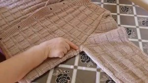 Кардиган спицами. на 52 размер.