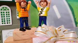 Мультики про машинки. Герой Петрович спасет посылку с игрушками. Видео для детей