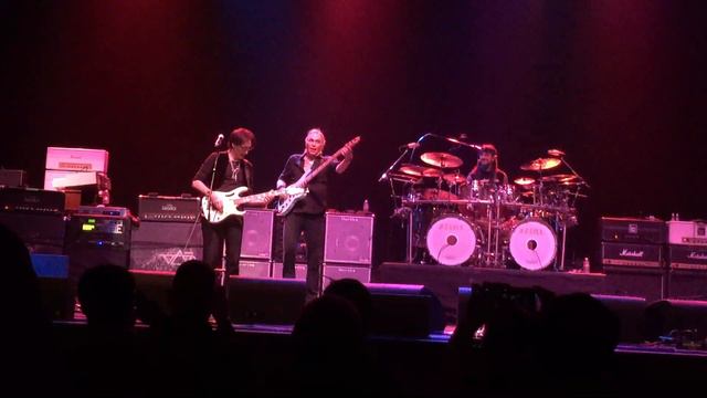 Benefit Concert for Tony Macalpine-Steve Vai, Paul Gilbert Billy Sheehan at The Wiltern 12.12.2015 смотреть онлайн