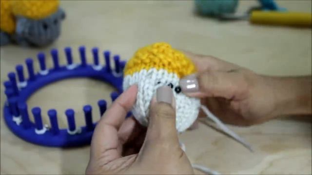 LOOM KNITTING Tiny Dolls - Sheep - Little Lamb - Loomahat Toys смотреть онлайн
