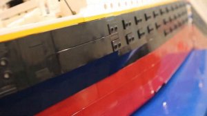 Lego Titanic 10294 Sinking Display