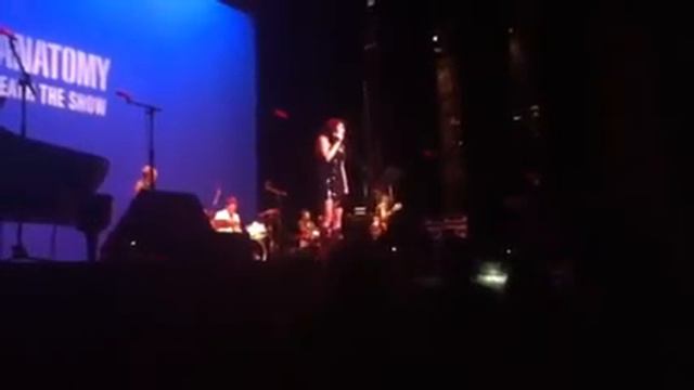 Sara Ramirez "The Story" смотреть онлайн