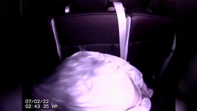 Drunk 18-Year-Old Girl Completely Loses It During Arrest смотреть онлайн