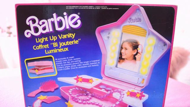 UNBOXING VINTAGE BARBIE VANITY PLAYSETS - 80s & early 90s смотреть онлайн