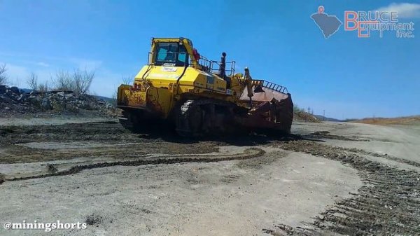 One Of The Last KOMATSU D575A Dozers In Existence (Exclusive Footage)