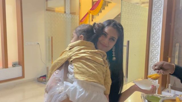 Isha meeting my family for the first time || Abhisha vlogs || Udaariyaan смотреть онлайн