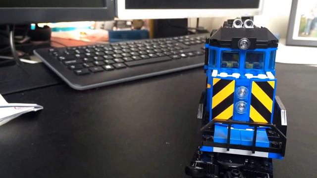 LEGO 60052 Train With Lights 8870!