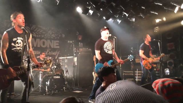 CJ RAMONE JAPAN TOUR 2017 10.30. Tokyo Shibuya #4 DO YOU WANNA DANCE смотреть онлайн