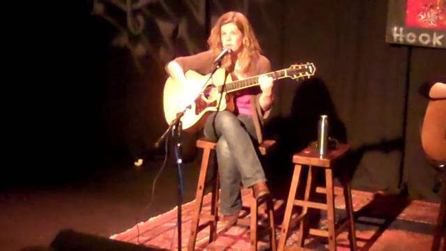 Dar Williams sings "If I Wrote You" at 30A Songwriters Festival смотреть онлайн