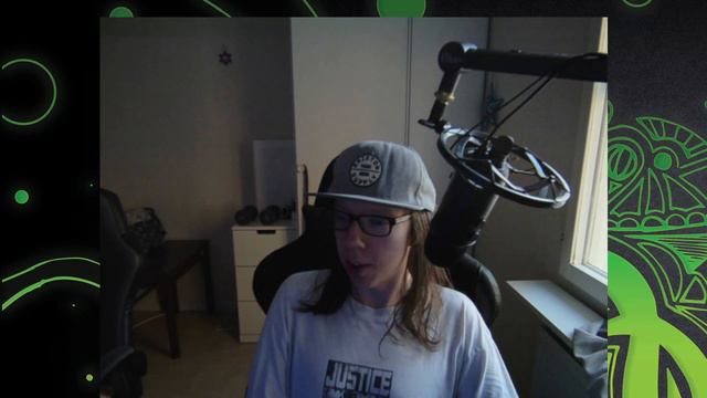 My friends came to visit :) смотреть онлайн