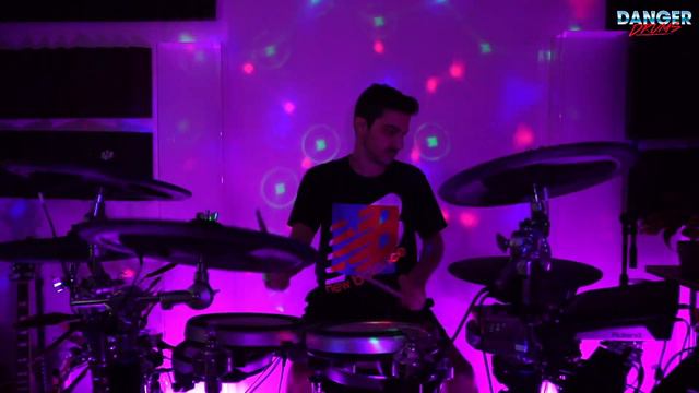 FM-84, Ollie Wride - Running in the Night | drum cover смотреть онлайн