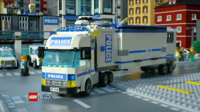 2011 LEGO CITY Police Station (Mandarin version) смотреть онлайн
