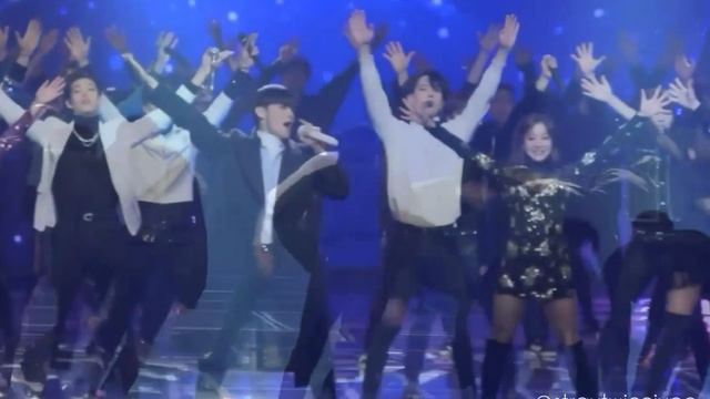 GOT7 JB always glance to TWICE Jihyo at Ending Stage JYP Special on KBS Gayo Daechukjae 2018 смотреть онлайн