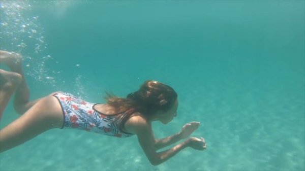 Carla underwater Happy Swimming Summer Holiday!!!