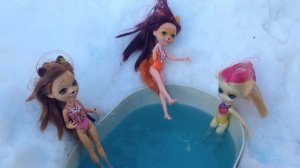 Энчантималс в зимнем бассейне / закаливание кукол #Enchantymals#Энчантималс