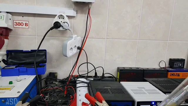 БЕРЕЖОК V1 + КУЛОН 825, заряд двух АКБ EFB 60 Ач. Долив воды, снижени плотности. смотреть онлайн