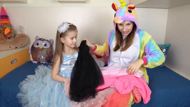 Лика как Принцесса собирается с мамой на бал смотреть онлайн