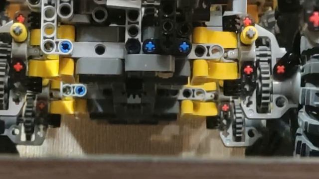 Lego Technic Kamaz 8x8 Flatbed Trial Truck смотреть онлайн