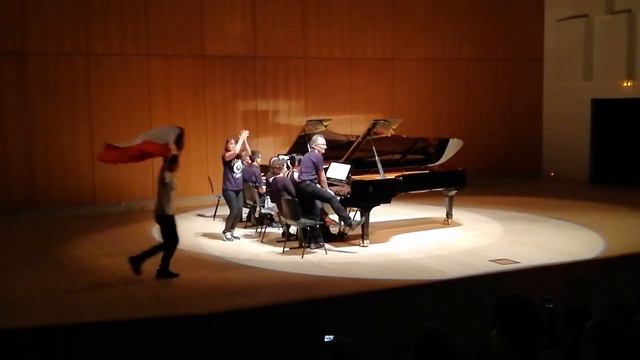 A. Lavignac, Galop-Marche16hands смотреть онлайн