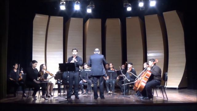 Concertino para Clarinete e Orquestra de Câmara de José de Lima Siqueira - Hudson Ribeiro смотреть онлайн