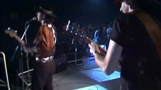Stevie Ray Vaughan & Double Trouble - Texas Flood (Live At Montreux 1982)