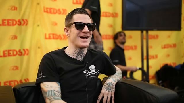 Fall Out Boy Interview 2013, Part 2: Hidden Talents смотреть онлайн