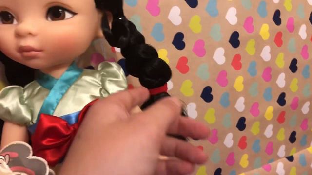 Unboxing And Reviewing New Disney Animators Collection Belle and Mulan смотреть онлайн