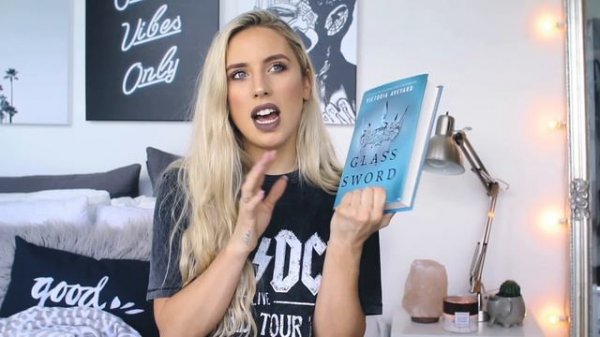 Summer MUST READ Books!