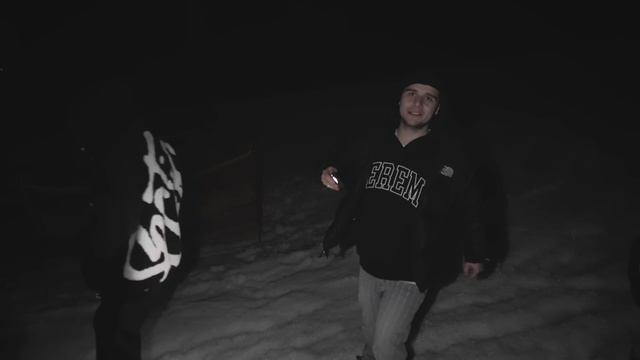 POPRVÉ NA SNOWBOARDU A TAKHLE TO DOPADLO 🤕🤣 смотреть онлайн