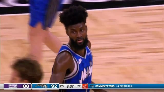Jonathan Isaac with a corner 3 pointer at the one end and a lockdown defense on Malik Monk at the o смотреть онлайн