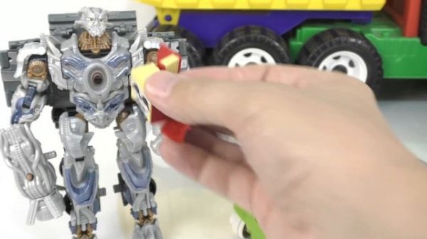 Сборник мультиков - БотБоты Трансформеры против Роботов.