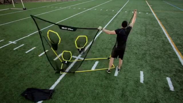SKLZ Quickster QB Target Trainer смотреть онлайн
