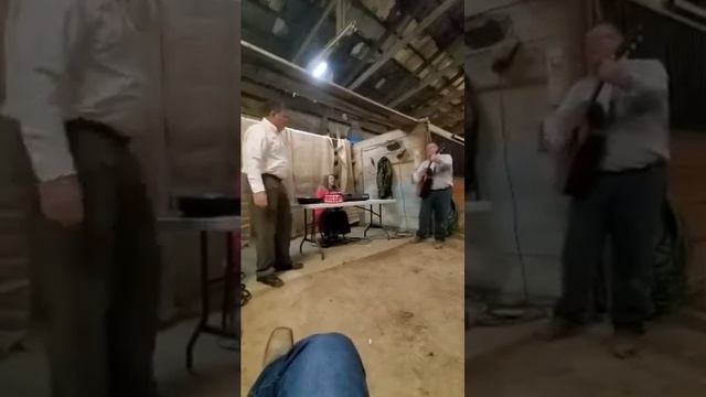 No locks on the door of my mansion. Barn singing Easter Sunday смотреть онлайн