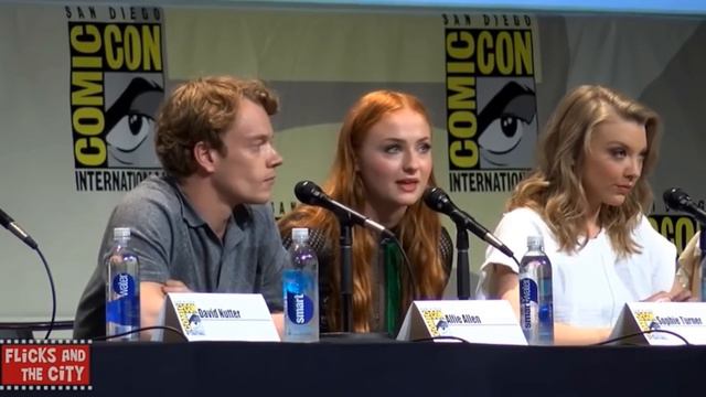 Game of Thrones Cast: Funny Moments смотреть онлайн