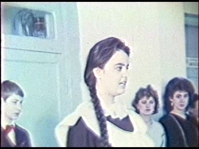 Болгарская делегация в СОШ 4 1989