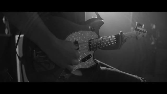 Niia - Running Up That Hill (Kate Bush Cover)