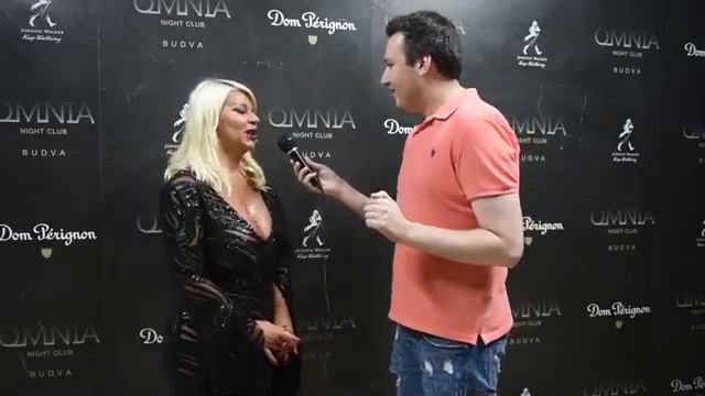 Dara Bubamara bez brusa u Budvi! PINK M смотреть онлайн
