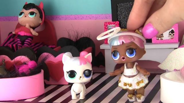 Spice And Sugar Dolls Move Into  Doll House Mansion