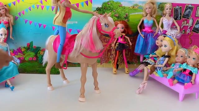 Barbie Doll Dancing Horse! Play Toys story смотреть онлайн