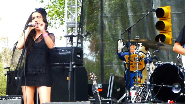 Lindi Ortega - I Never Loved A Man ( The Way I Love You ) смотреть онлайн