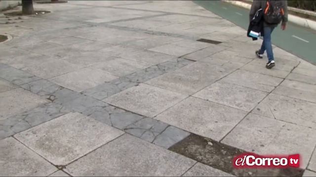 Espadas ensayará en Juan Carlos I un nuevo modelo público centrado en la sombra, lo verde y el agua смотреть онлайн