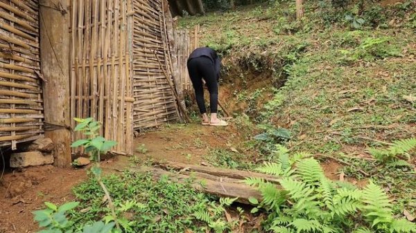 45 days - 16 year old single mother - kicked out of the house by uncle - New life with children