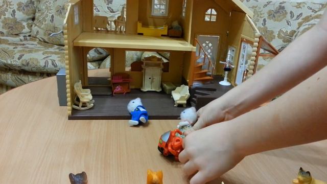 Кукольный дом, играем маленькими зверятами! 6c смотреть онлайн