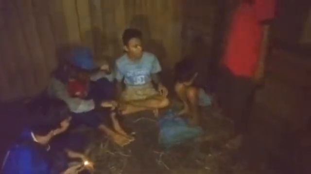 FILM HOROR POCONG VS BENCONG смотреть онлайн