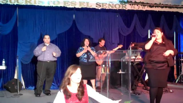 Yo Te Alabo Con El Corazon- Giovanna Ferretti Leading Worship.MP4 смотреть онлайн