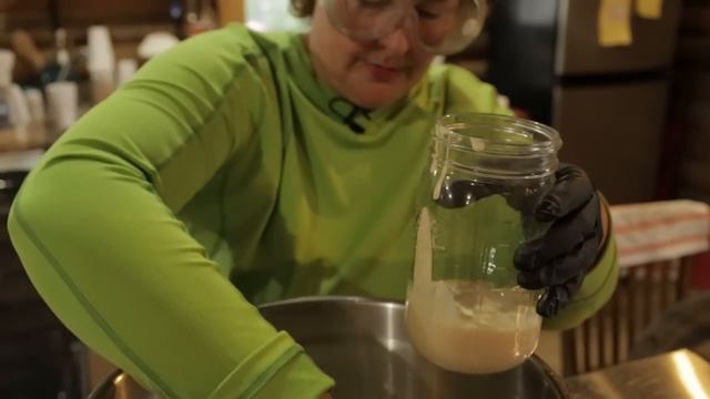 Becky's Goat Milk Soap Recipe. How to Make Soap with Lye, Olive Oil, Goats Milk, & Lavender. смотреть онлайн